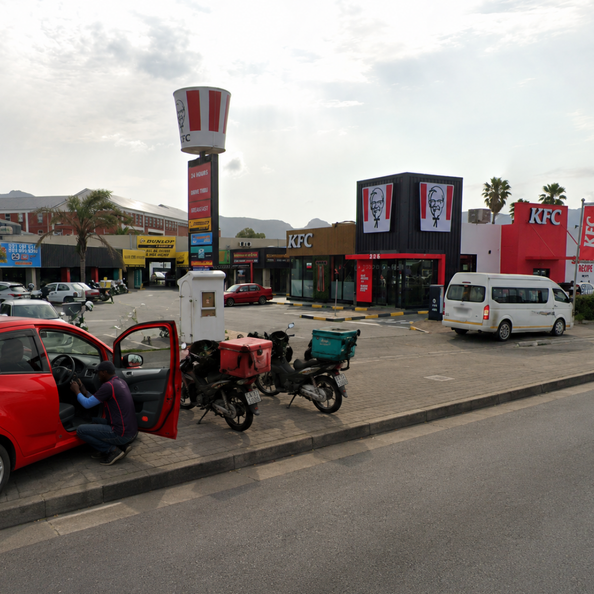 Chevrolet Spark at the Tokai KFC junction