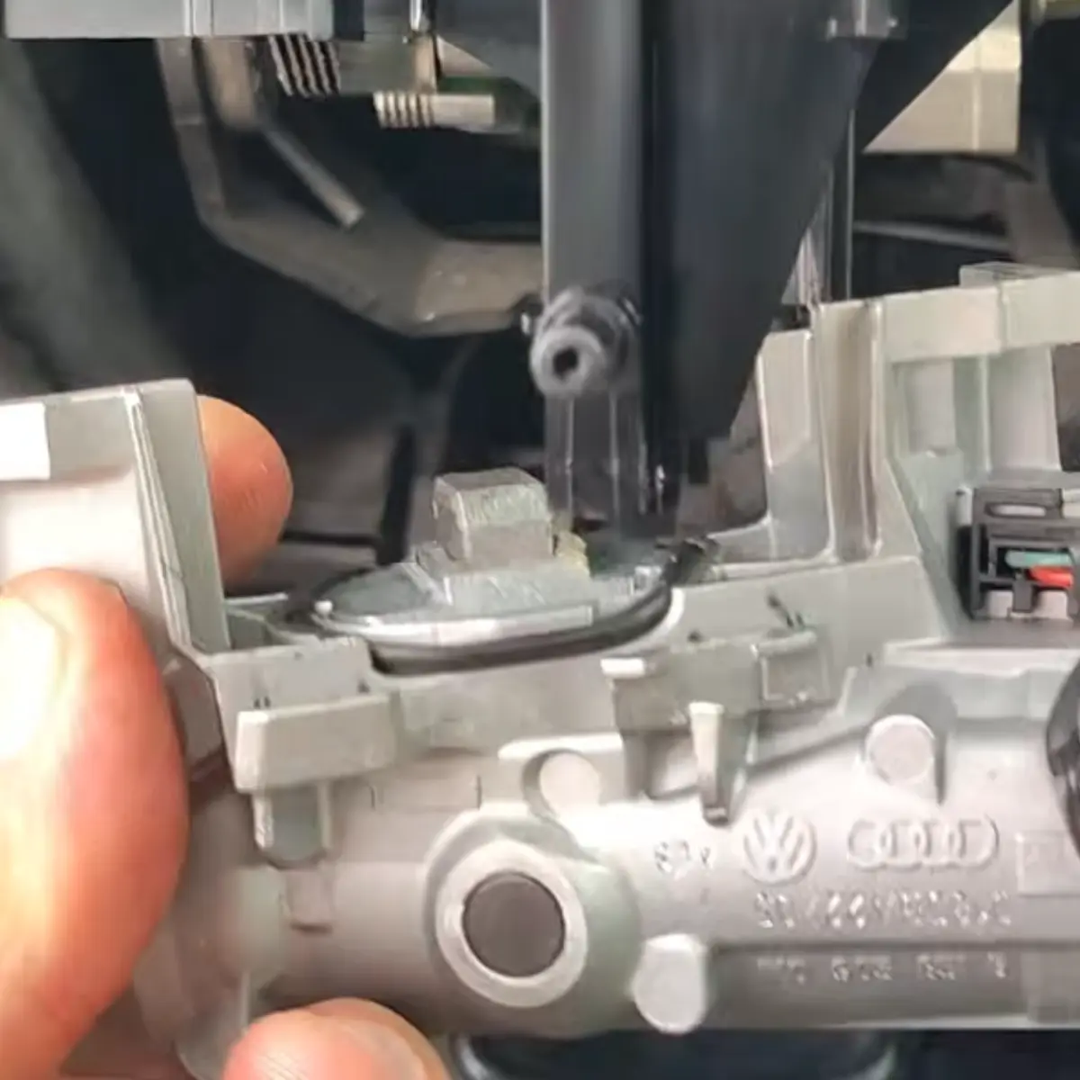 Volkswagen Polo Vivo Ignition Barrel Replacement in Parow by Roadrunner Locksmith