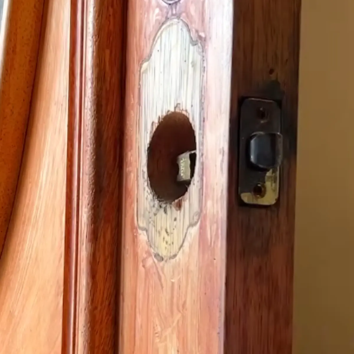 Tokai Front Door Lock Replacement and Repair